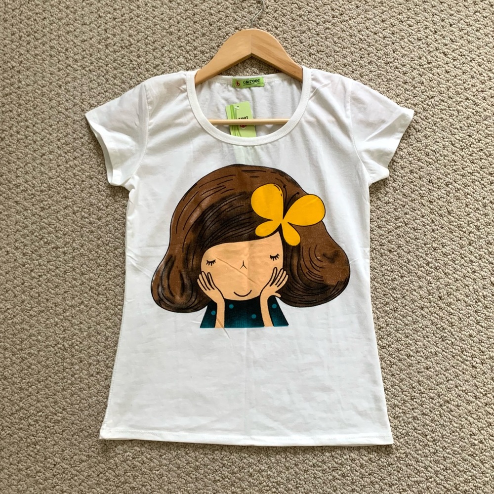 🌿 New Boutique cute kawaii girl face white stretch knit tee shirt top